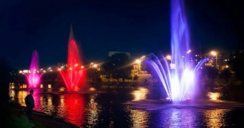 Киев потратил на комплекс фонтанов на Русановской набережной 13 млн грн