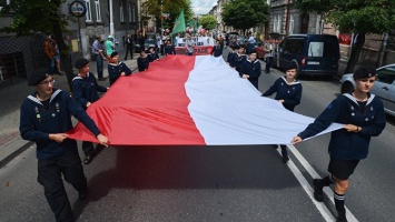 В Варшаве проходят траурные мероприятия в память жертв Волынской резни