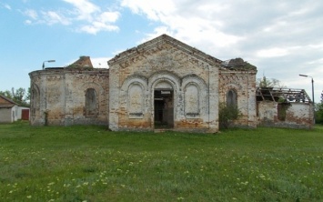 Фотофакт: В Запорожской области восстанавливают уникальный храм