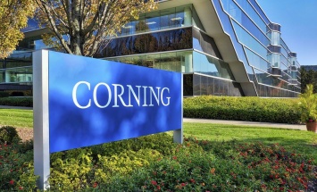 Инвесторы советуют вкладываться в Corning, а не в Apple