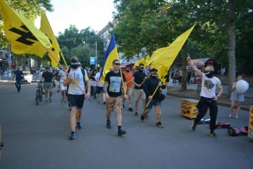 Марш под свастиками прошел в центре Николаева