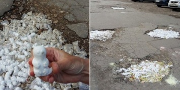 Однажды в России: ямы на дорогах залатали игрушечными котиками