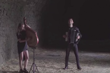 Премьере посвящается: запорожский музыкант сыграл саундтрек из "Игры престолов" (Видео)