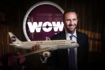 Исландский лоукостер WOW air планирует доплачивать пассажирам за полеты