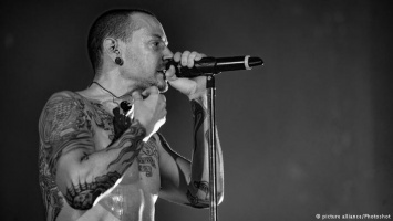 В США покончил с собой вокалист группы Linkin Park Честер Беннингтон