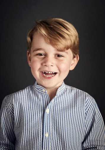 Новое официальное фото принца Георга