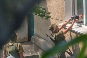 Украинская группировка разоряет села Донбасса