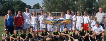 Славянские футболисты поучаствовали в соревнованиях за "Золотой колос Украины"
