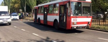 В центре Николаева троллейбус насмерть сбил пенсионера (ФОТО)