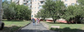 Когда в Славянске начнут ремонт придомовых территорий