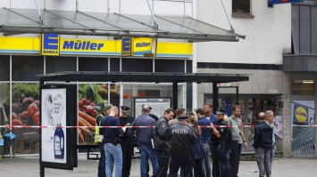 Нападение в немецком супермаркете: полиция рассказала о нападавшем