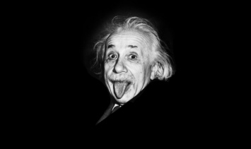 Легендарное фото Эйнштейна ушло с молотка за $150 тыс