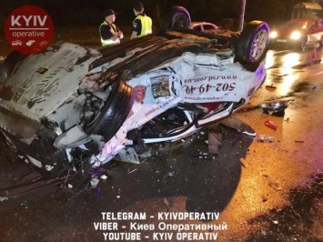 Кровавое ДТП в Киеве: доставщик пиццы погиб и отправил в реанимацию семью с грудничком (Видео)