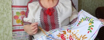 В запорожском "Сечевом коллегиуме" откроют музей вышивки Валентины Харловой