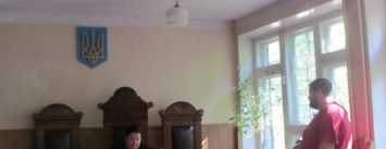 В Мариуполе судили "мелкого хулигана" Гаврилова, который публично оскорбил депутата горсовета Бородина (ФОТО+ВИДЕО+18)
