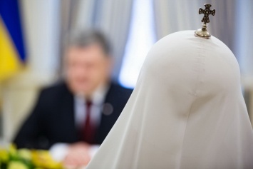 Порошенко продолжает провоцировать религиозную войну в Украине