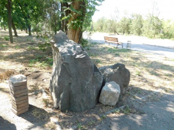 В парке "Победа" появится альпийская горка и декоративный камень (ФОТО)