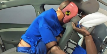 Видео: почему нужно пристегиваться на задних сиденьях
