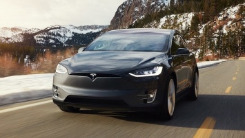 Tesla собирается снизить стоимость электрокара Tesla Model X