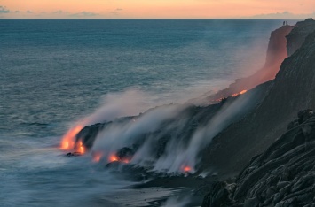 Туристам предложили пожить на активном вулкане