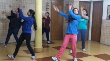 В Иране подростков арестовали за пропаганду западных танцев