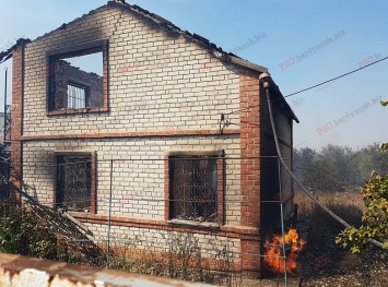 В Бердянском районе масштабный пожар: горит дачный кооператив