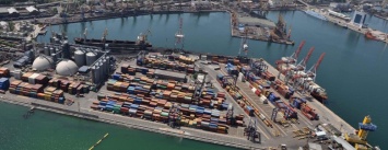 Из-за слухов о переносе порта Одесса может потерять деньги (ФОТО)