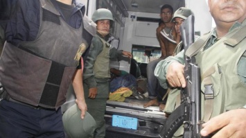 В Венесуэле в ходе спецоперации в одной из тюрем погибли более 30 заключенных
