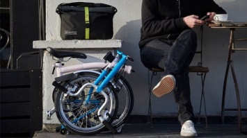 Невероятно компактный велосипед, который будь еще чуть меньше, помещался бы в рюкзак