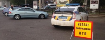 Тройное ДТП на Пушкинском кольце: в аварию попал иностранец на "Мерседесе" с литовскими номерами (ФОТО)