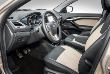 Lada объявила цену на «эксклюзивный» седан Vesta