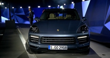 Новый 2018 Porsche Cayenne в официальных подробностях [видео]