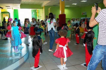 Яркий мир познаний и открытий: в Одессе прошел первый семейный фестиваль «Дети будущего»
