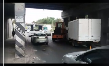 В Херсоне опять ДТП - проезд на Таврический через площадь Победы затруднен