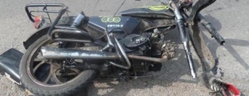 ДТП на Кировоградщине: мертвецки пьяный водитель мопеда попал под грузовик
