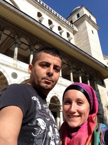 Живу с позволения мужа: шокующая история украинки про замужество с турком