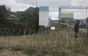 До приезда Саакашвили на западной границе развернули колючую проволоку