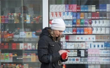 Сигареты в Украине подорожают: названа новая цена