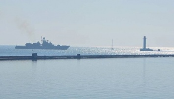 В Одесский порт зашел эсминец ВМС Италии длиной почти 150 метров