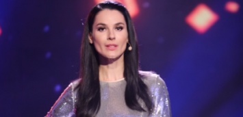 Как волшебница: Маша Ефросинина удивила "магическим" платьем в своем новом шоу