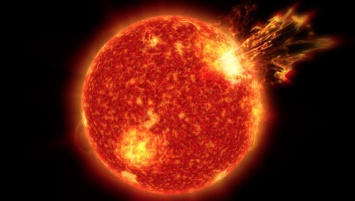 Ученый рассказал о последствиях мощнейшей вспышки на Солнце
