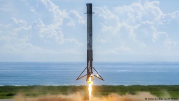 SpaceX впервые вывела в космос секретный самолет ВВС США