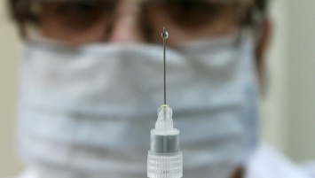 Роспотребнадзор сообщил о крайне тяжелой ситуации с вакцинацией на Украине