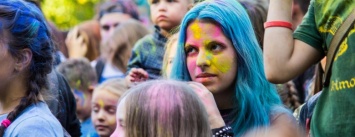 В Запорожье прошел очередной фестиваль красок "Холи", - ФОТОРЕПОРТАЖ