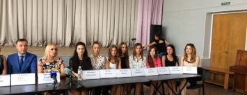 В Мариуполе пройдет юбилейный конкурс красоты "Мисс Мариуполь - 2017"(ВИДЕО)