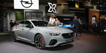 Opel показал спортивную Insignia Gsi