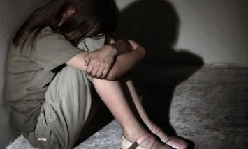 ВСУшники изнасиловали несовершеннолетнюю студентку в Донбассе
