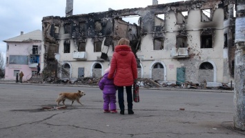 Политик о Донбассе: дети танцевали на фоне выстрелов, это шокирует (видео)