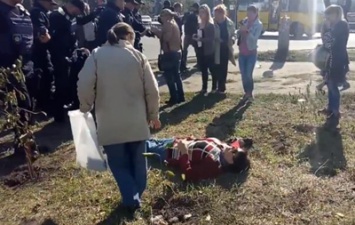 В Киеве столкновения между активистами и полицией