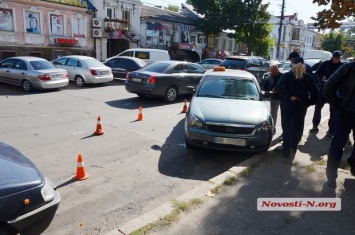 Таксист «под кайфом» врезался в Range Rover в центре Николаева